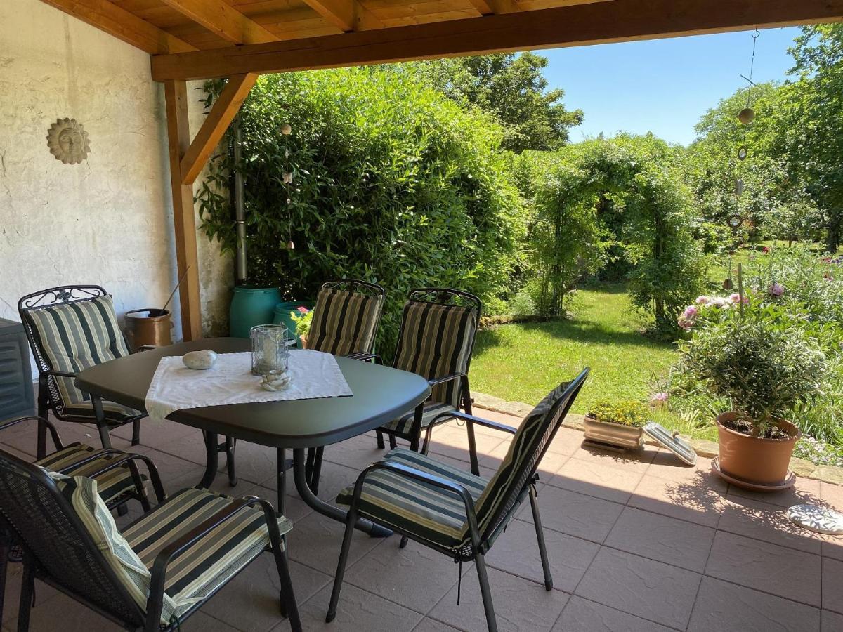 Gaestehaus Winzerhof Bader Heuchelheim-Klingen Exteriör bild